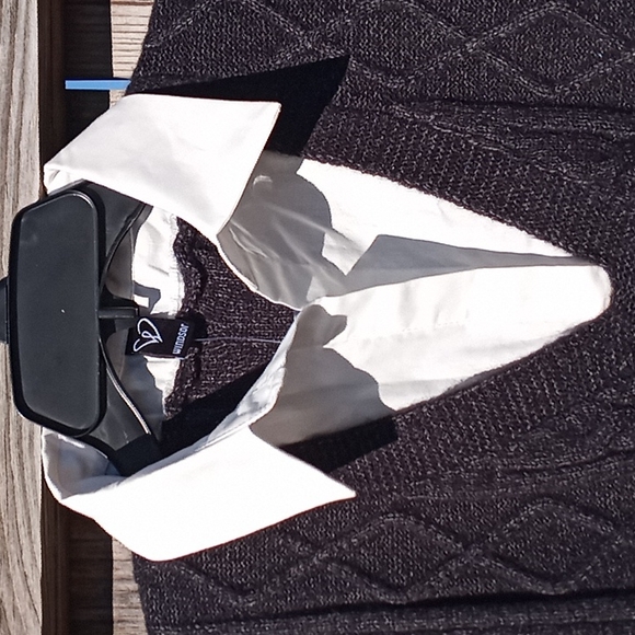 Windsor top - Picture 2 of 4